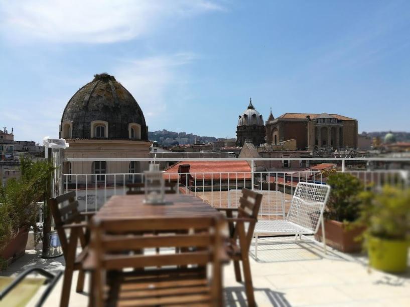 Bed and Breakfast Naples In The History 4M Esterno foto